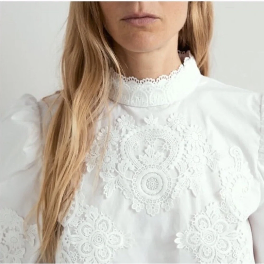 Zara white High neck long-sleeve Lace Puff Sleeve Victorian Blouse Large
